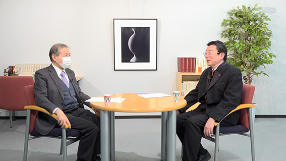 山本 昌宏 氏 (東京大学大学院数理科学研究科)